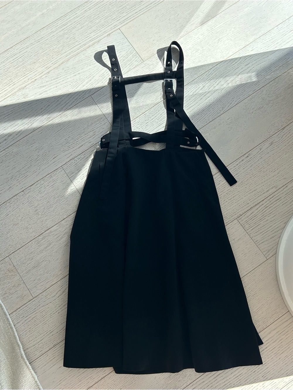 Noir Kei Ninomiya Black Adjustable Buckle Suspender Skirt - Size M - Picture 7 of 7